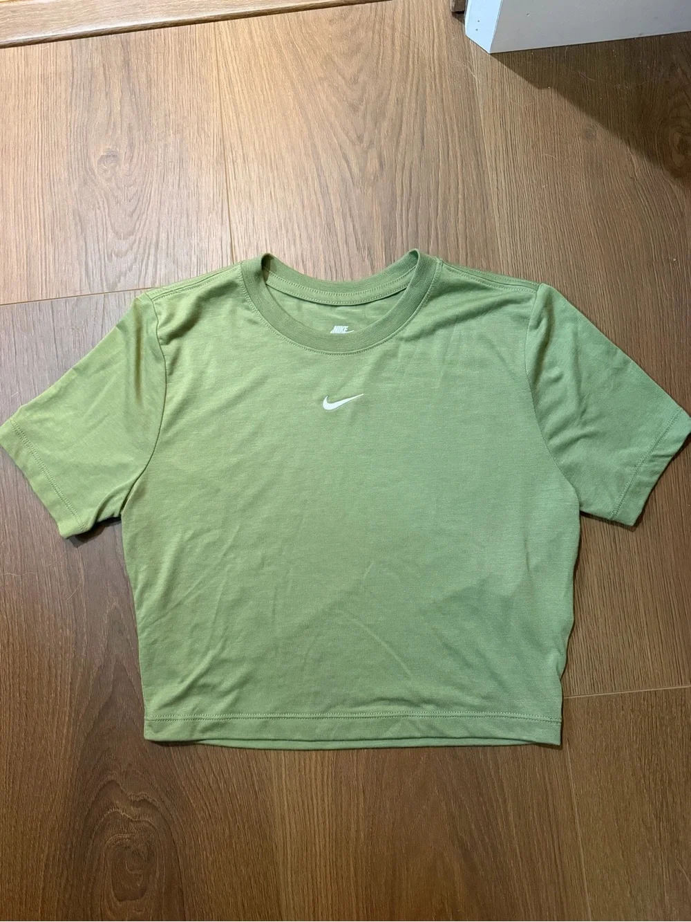 Nike Sportswear Chill Knit Women's Cropped T-Shirt